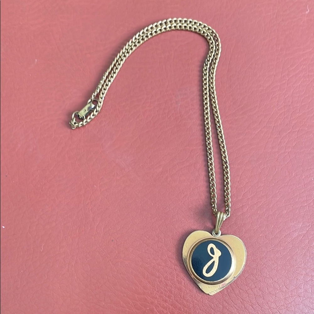 Gold Heart Pendant Necklace